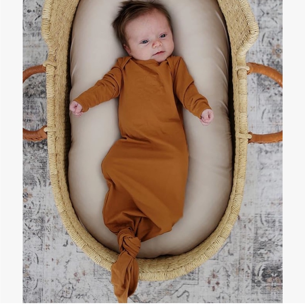 Organic cotton 0-3 M months knotted sleep gown